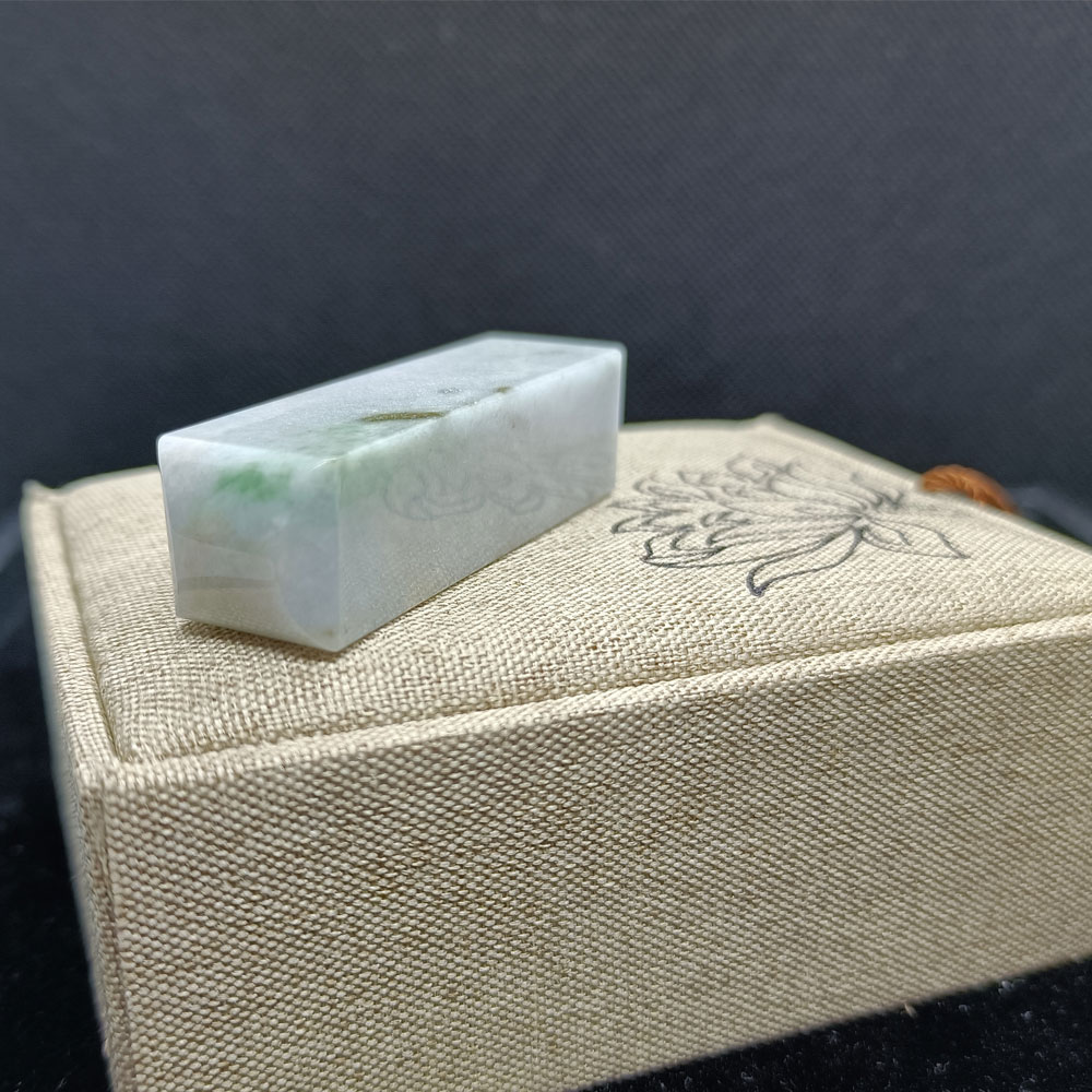 天然緬甸,硬玉翡翠,A貨,附證書,翡翠印章